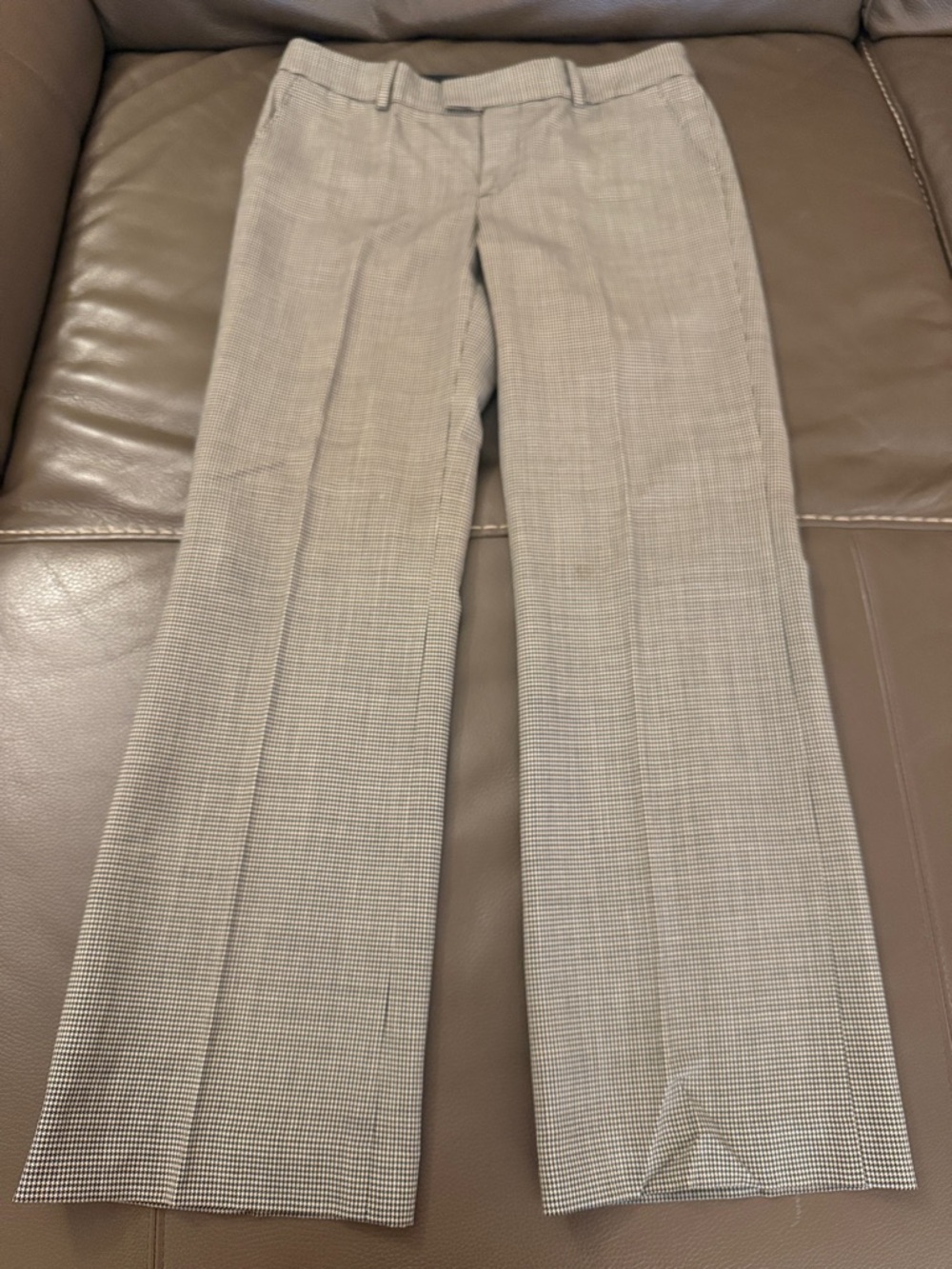 Club Monaco Women's Dress Trousers in Light Gray Houndstooth
